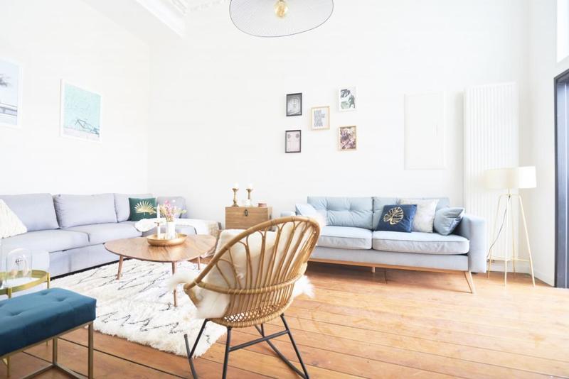 Demeure - 226 m² - 12 pièces