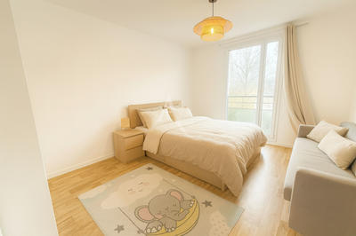 Appartement - 84 m² - 4 pièces