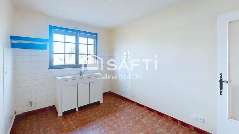 Maison - 208 m² - 9 pièces