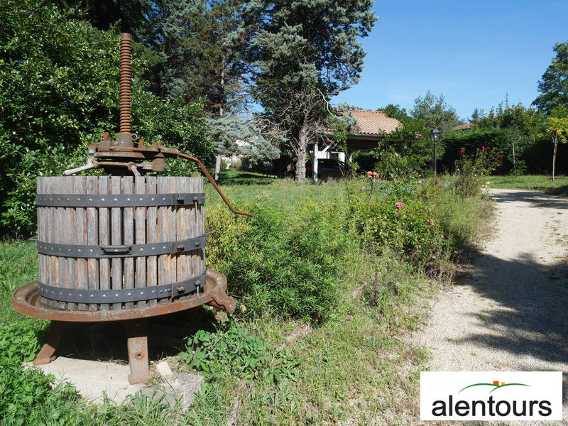 Appartement - 85 m² - 4 pièces