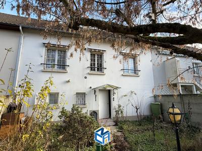 Maison - 101 m² - 4 pièces