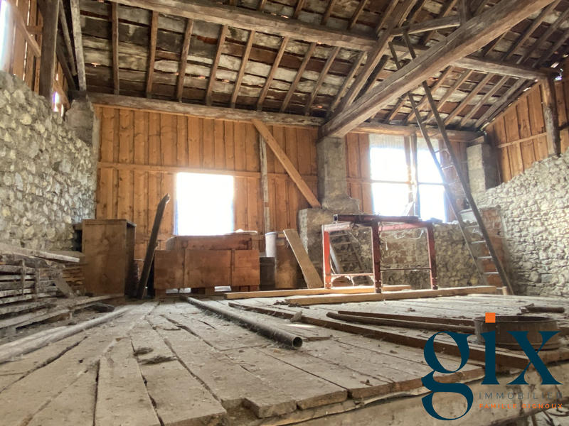 Maison - 100 m² - 2 pièces