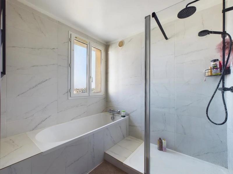 Appartement - 65 m² - 3 pièces