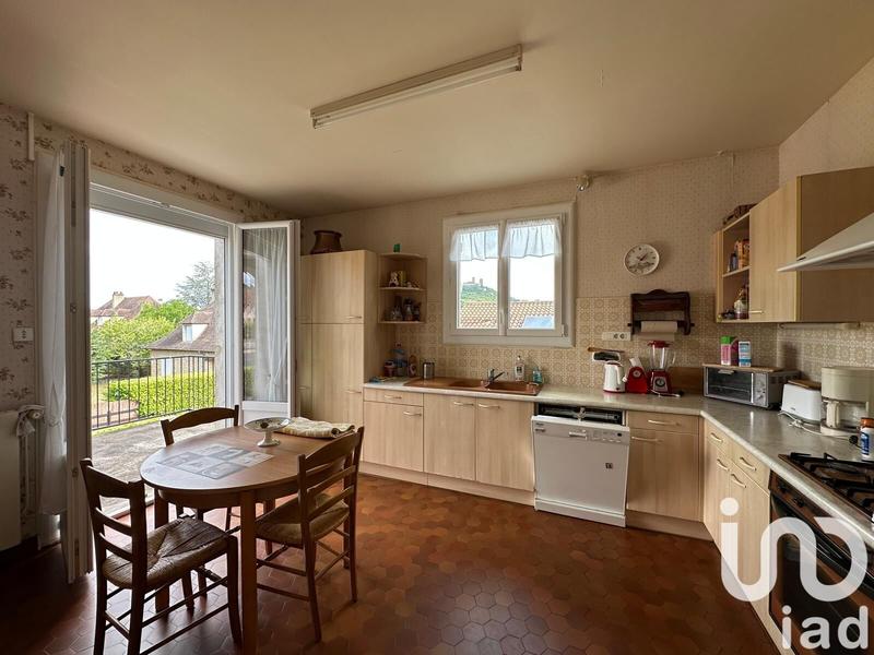 Maison - 183 m² - 7 pièces