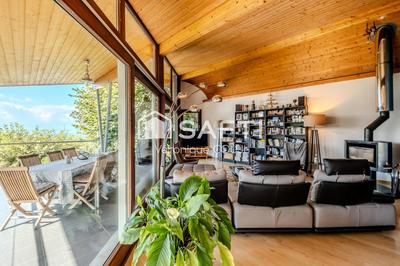 Maison - 130 m² - 4 pièces