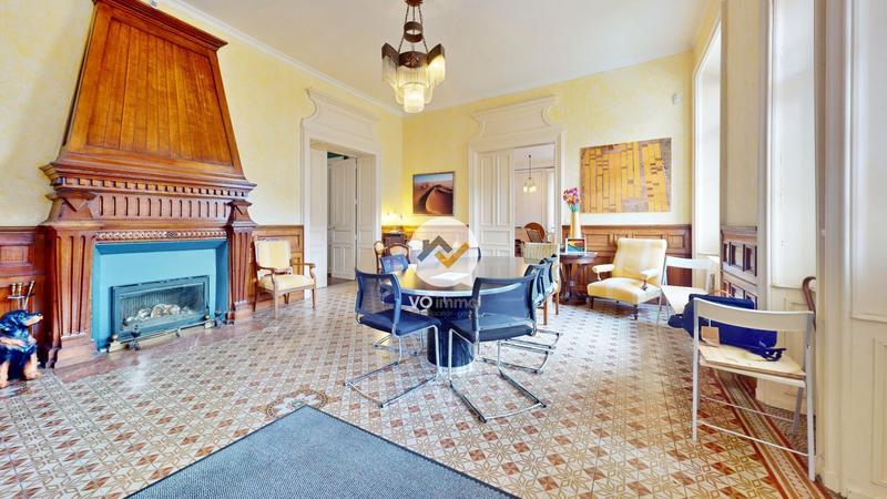 Château - 750 m² - 20 pièces