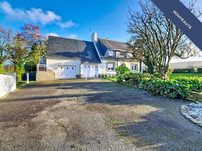 Maison - 140 m² - 6 pièces