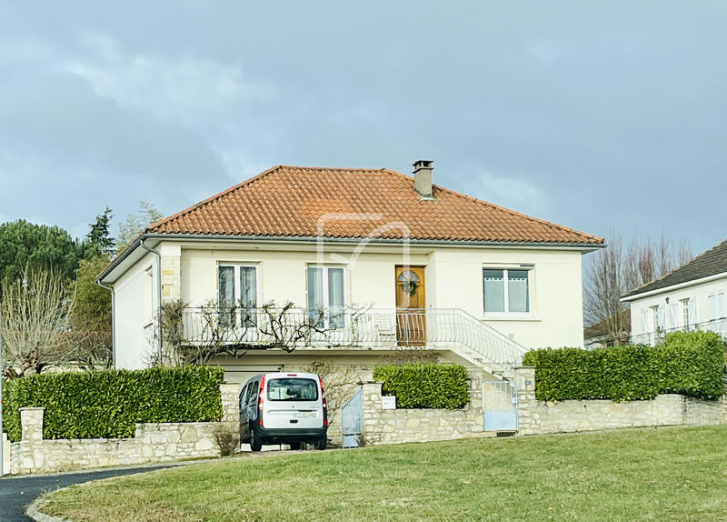 Maison - 152 m² - 7 pièces