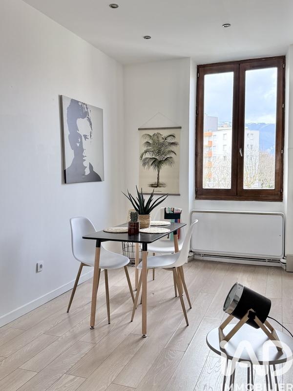 Appartement - 49 m² - 3 pièces