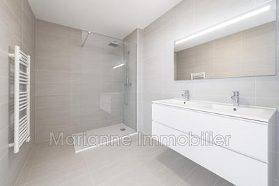 Appartement - 100 m² - 4 pièces