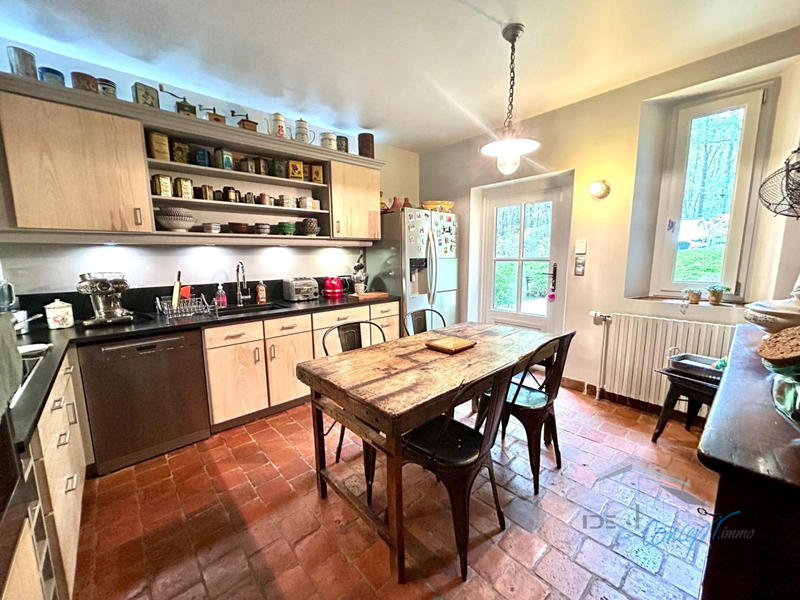 Maison ancienne - 340 m² - 9 pièces