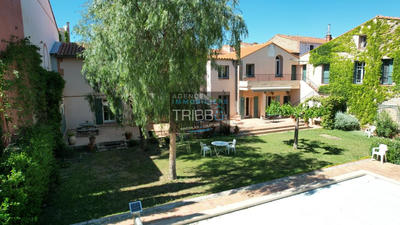 Mas - 435 m² - 8 pièces