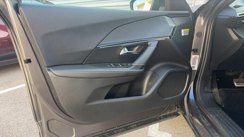 Peugeot 2008 II 1.5 BlueHDi 130 Eat8 Gt