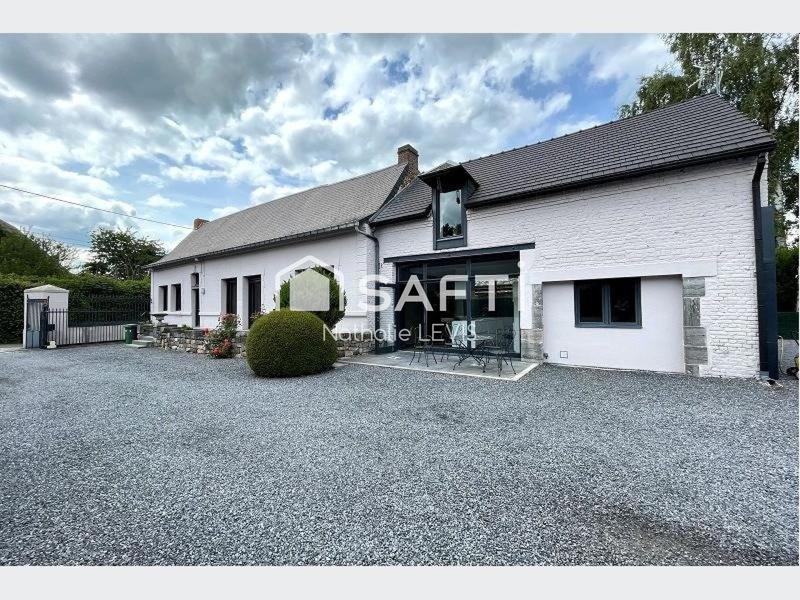 Maison - 223 m² - 6 pièces