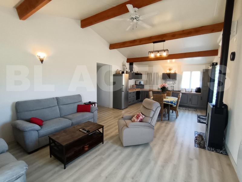 Maison - 102 m² - 4 pièces