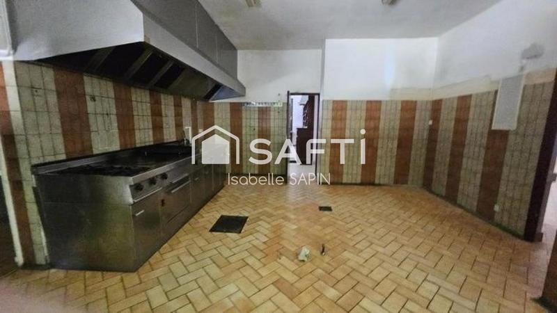 Local commercial - 565 m² - 10 pièces