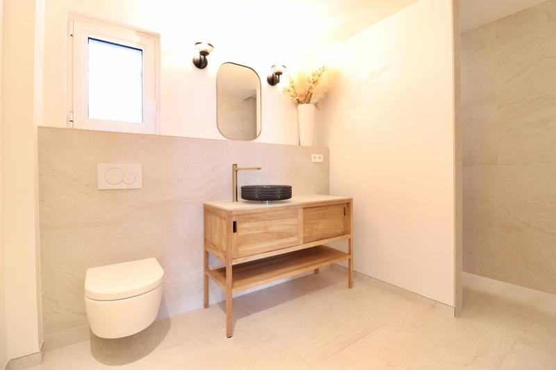 Villa - 295 m² - 15 pièces