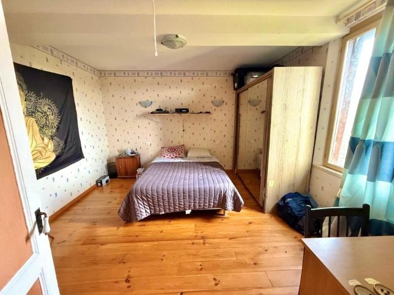 Maison - 13 m² - 5 pièces