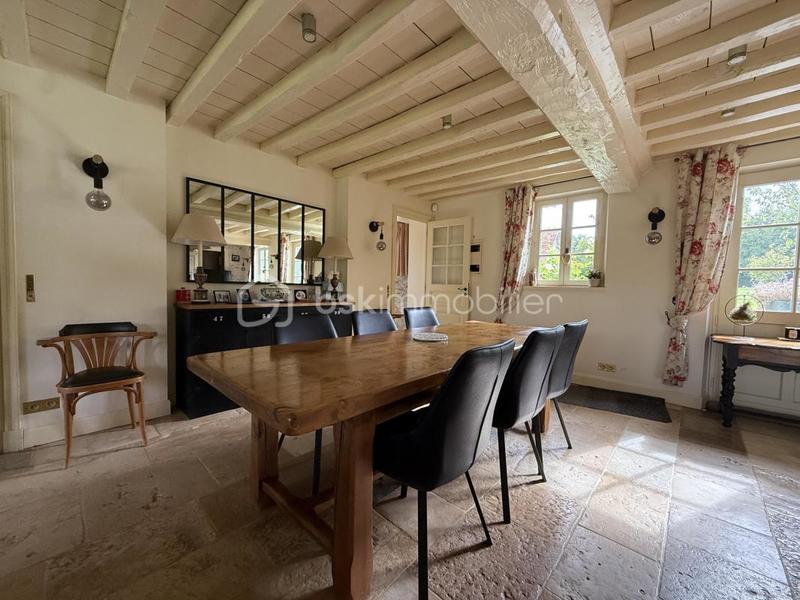 Propriété - 176 m² - 6 pièces