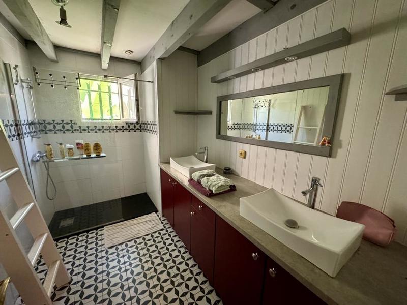 Villa - 130 m² - 4 pièces