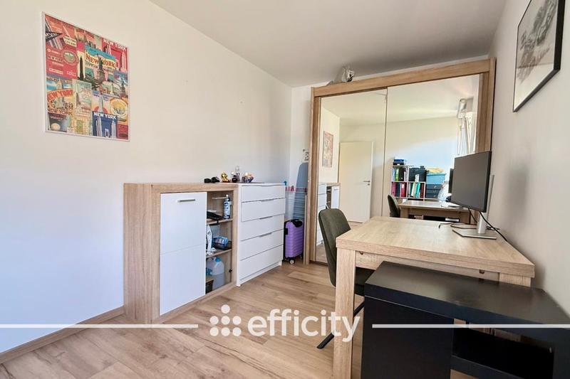 Appartement - 81 m² - 4 pièces