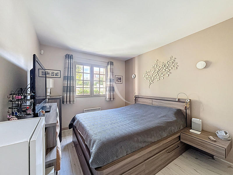 Maison - 140 m² - 7 pièces