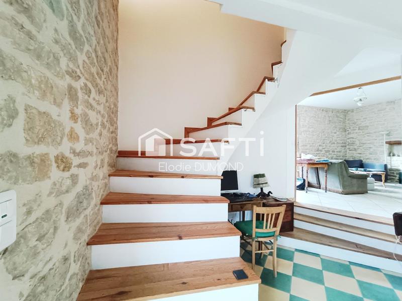 Maison - 250 m² - 8 pièces