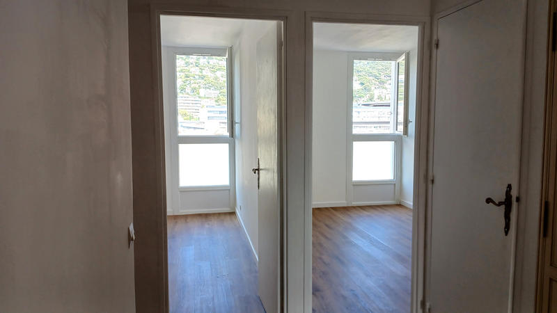 Appartement - 90 m² - 5 pièces