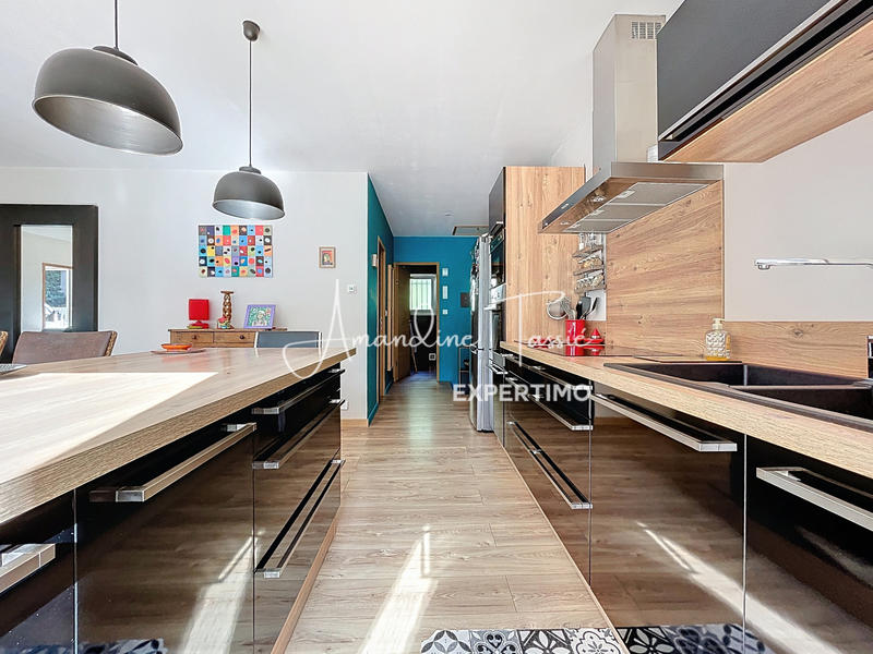 Maison - 94 m² - 4 pièces