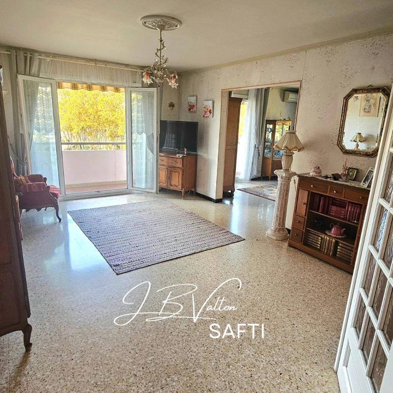 Appartement - 87 m² - 4 pièces