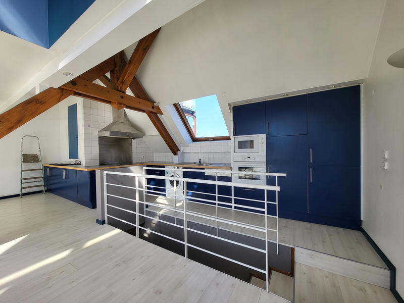 Appartement - 90 m² - 4 pièces