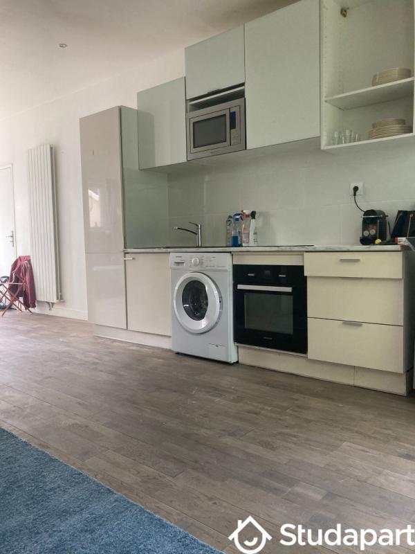 Chambre - 9 m² - 1 pièce