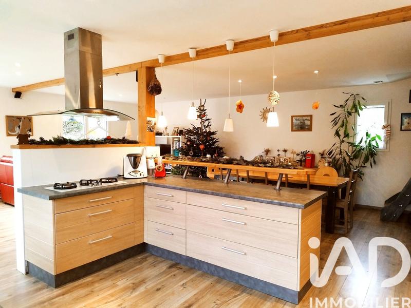 Maison - 155 m² - 6 pièces