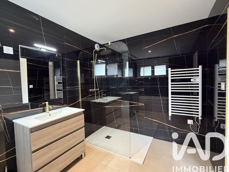 Maison - 137 m² - 4 pièces