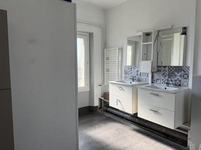 Appartement - 93 m² - 3 pièces