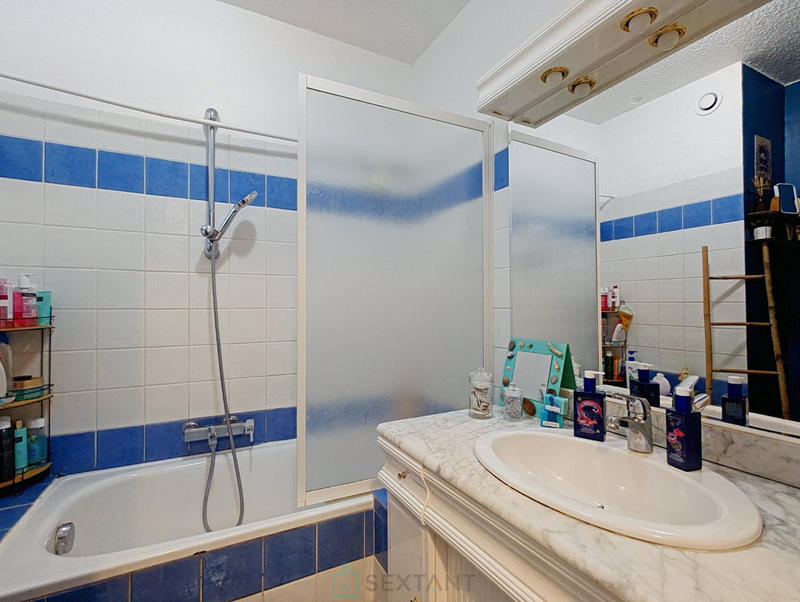 Appartement - 80 m² - 4 pièces