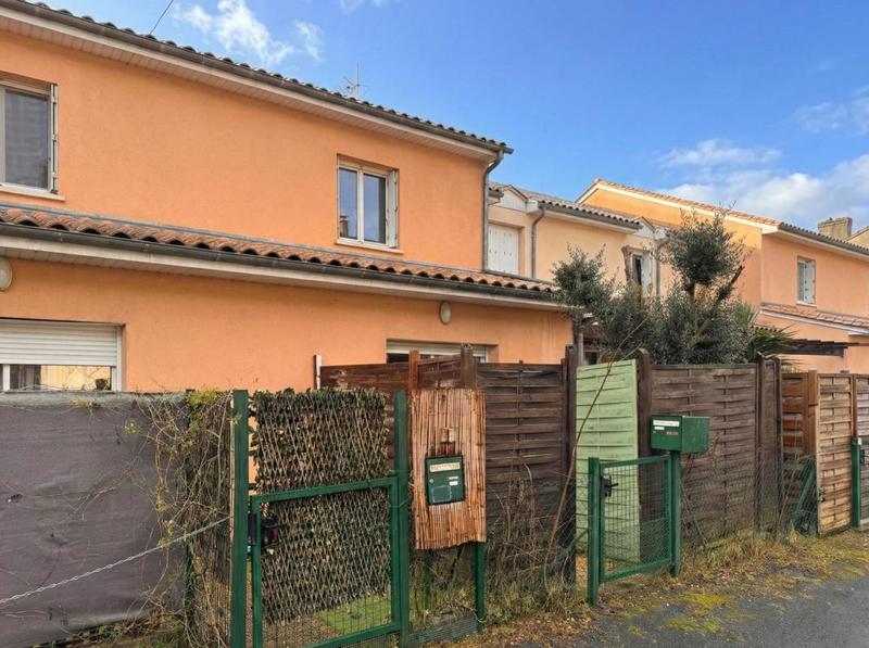 Maison - 85 m² - 4 pièces