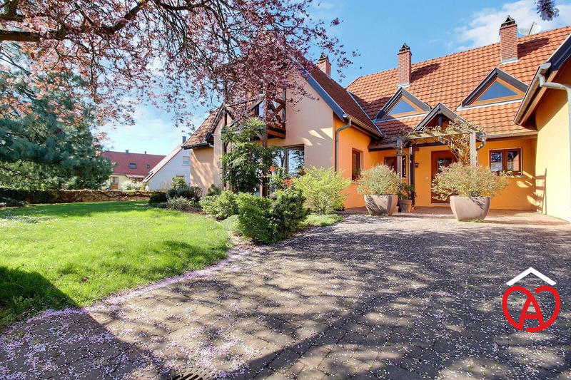 Maison - 165 m² - 6 pièces