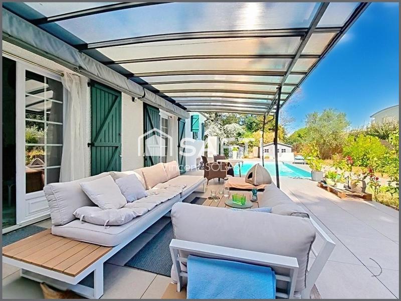 Maison - 200 m² - 7 pièces