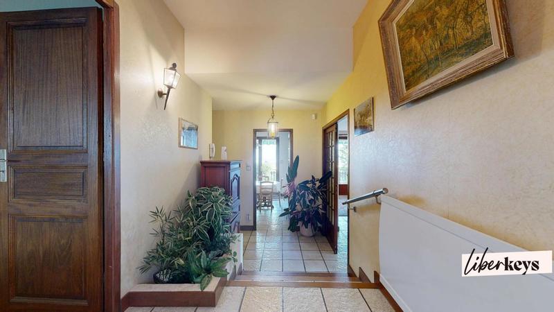 Maison - 101 m² - 5 pièces