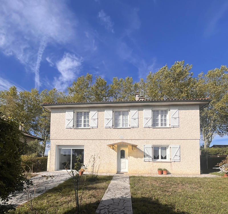 Maison - 170 m² - 6 pièces