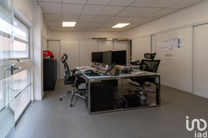 Local commercial - 1 200 m²