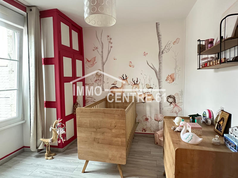 Maison - 163 m² - 9 pièces