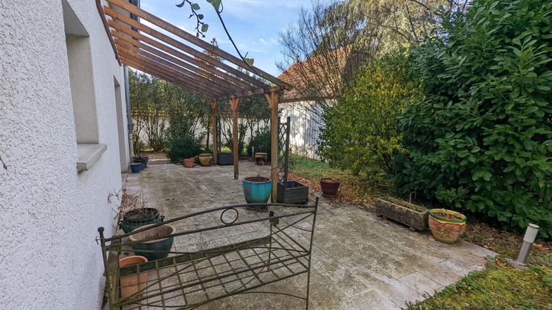 Maison traditionnelle - 95 m² - 5 pièces