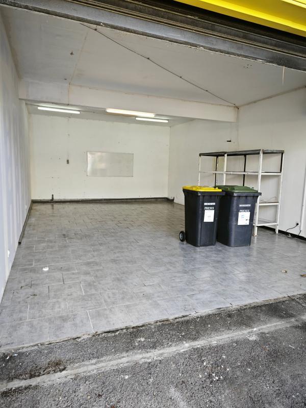 Entrepôt - 100 m²