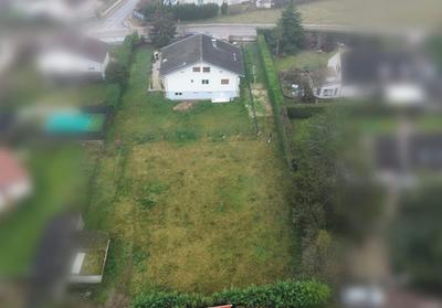 Terrain constructible - 1 000 m²