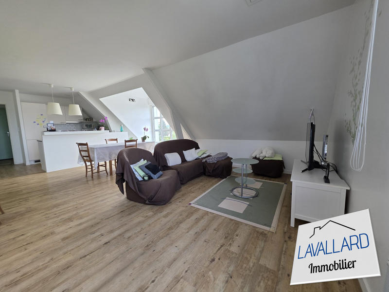 Maison - 320 m² - 10 pièces