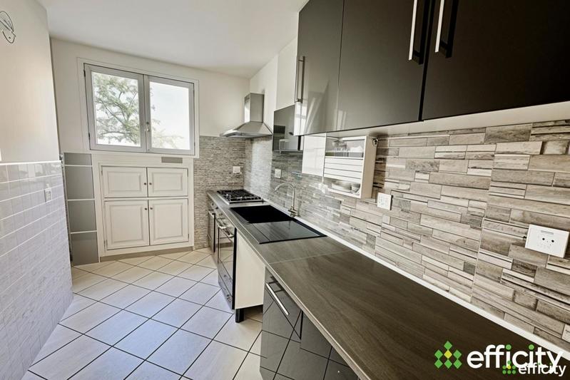 Appartement - 67 m² - 4 pièces