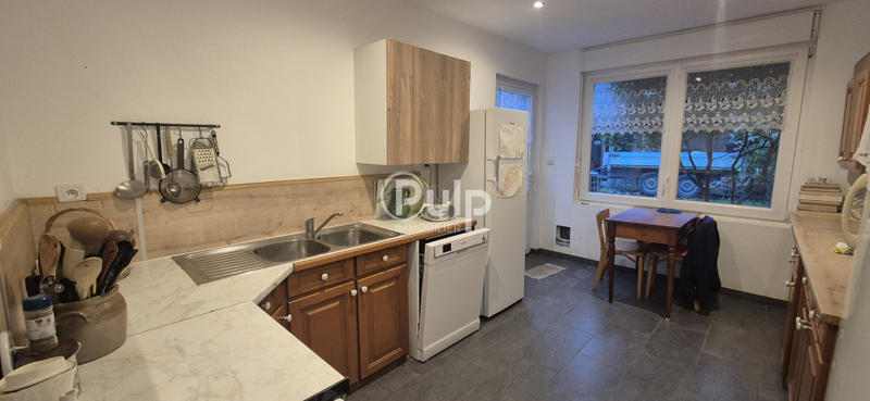 Maison - 127 m² - 6 pièces