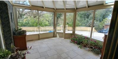 Maison traditionnelle - 180 m² - 5 pièces